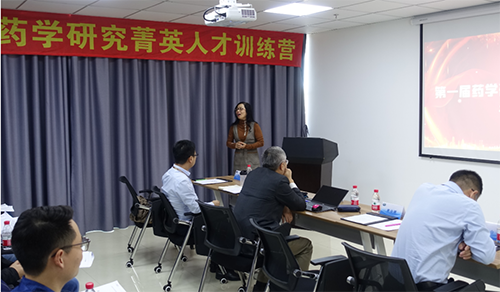富联娱乐制剂部高级主任周晓堂